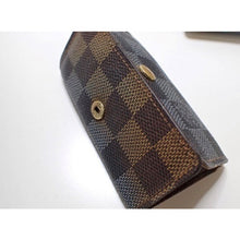 Load image into Gallery viewer, Louis Vuitton Keyring holder

