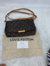 Load image into Gallery viewer, Louis Vuitton Favorite MM
